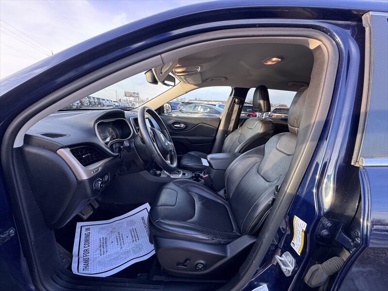 2015 Jeep Cherokee Limited - Photo 8 - Brainerd, MN 56401