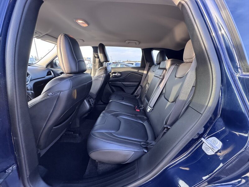 2015 Jeep Cherokee Limited - Photo 13 - Brainerd, MN 56401