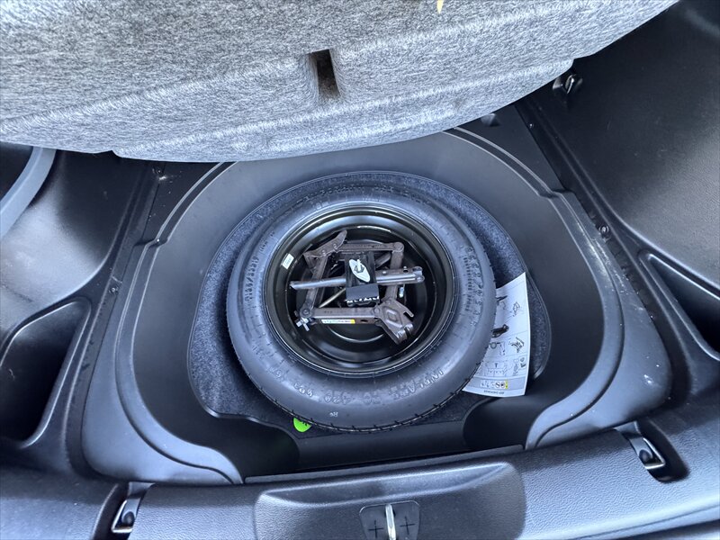 2015 Jeep Cherokee Limited - Photo 21 - Brainerd, MN 56401