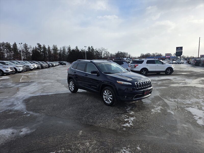2015 Jeep Cherokee Limited's photo