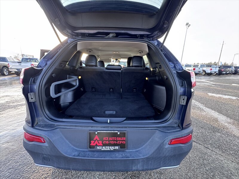 2015 Jeep Cherokee Limited - Photo 20 - Brainerd, MN 56401