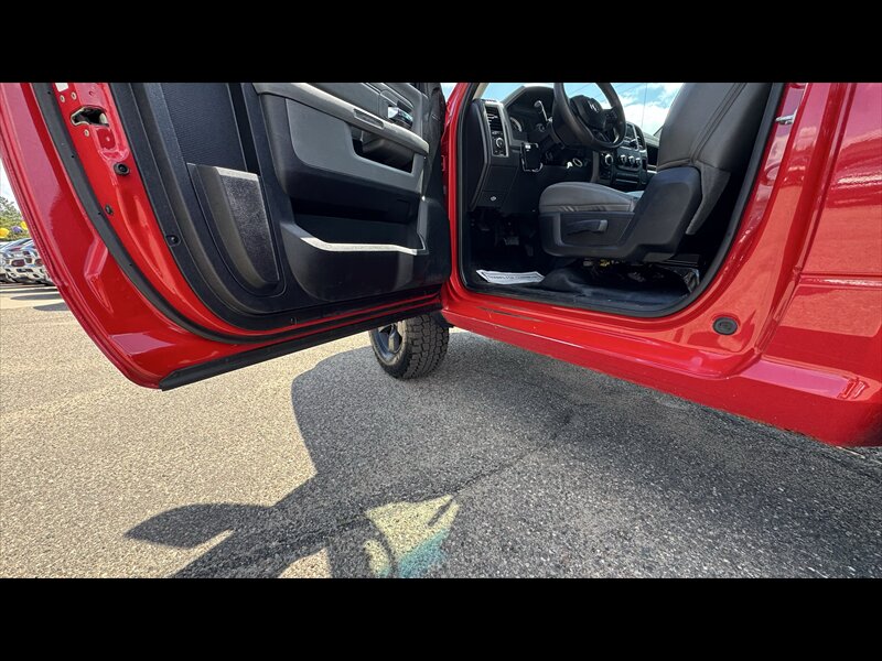 2014 RAM 1500 Tradesman - Photo 10 - Brainerd, MN 56401