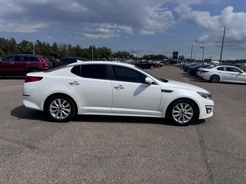 2015 Kia Optima LX - Photo 5 - Brainerd, MN 56401
