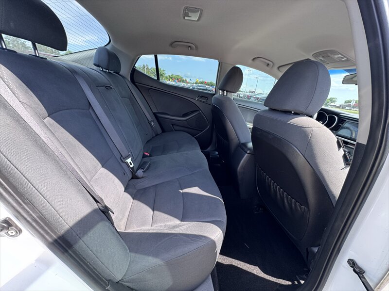 2015 Kia Optima LX - Photo 10 - Brainerd, MN 56401