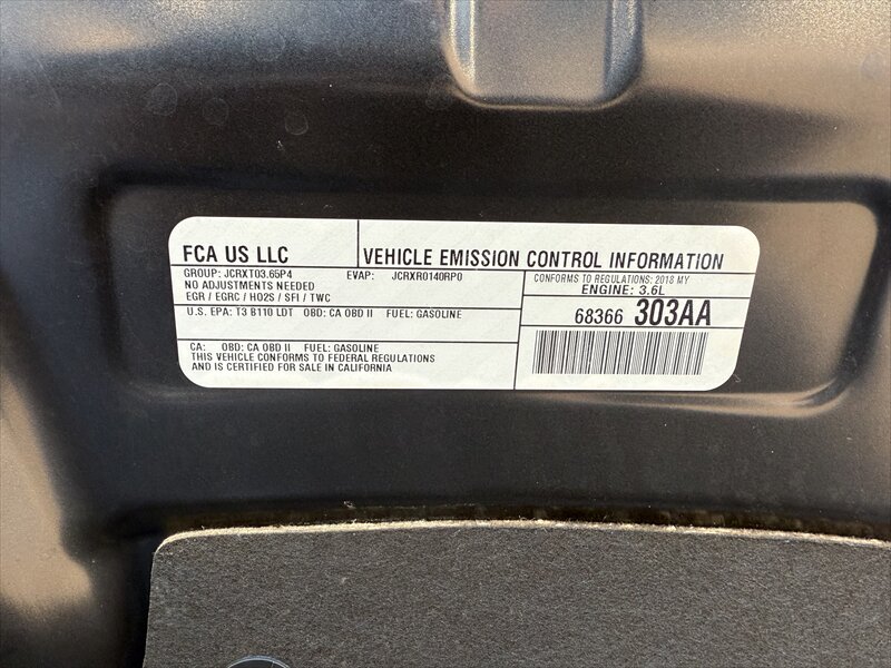 2018 Chrysler Pacifica Touring L - Photo 10 - Brainerd, MN 56401