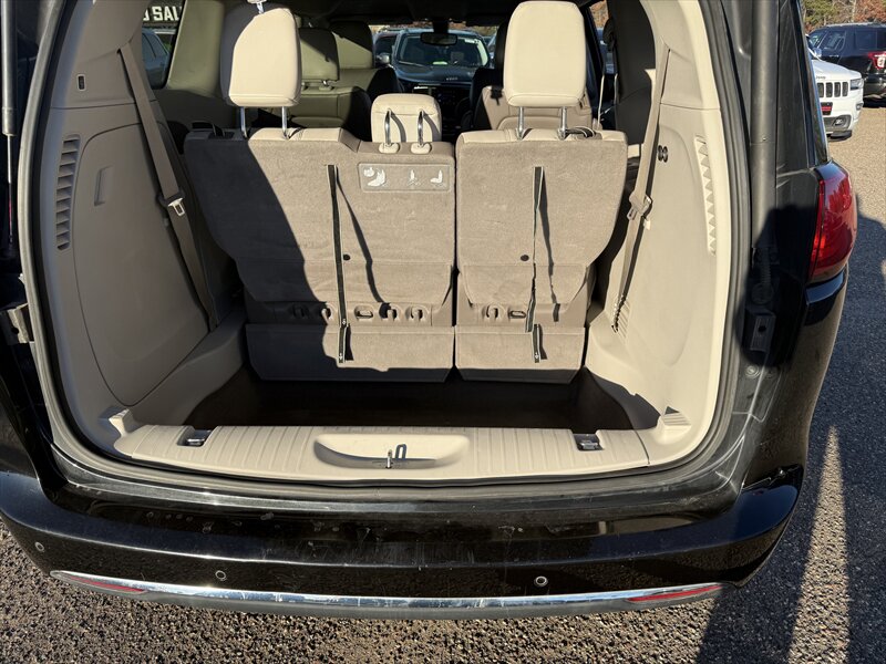 2018 Chrysler Pacifica Touring L - Photo 17 - Brainerd, MN 56401