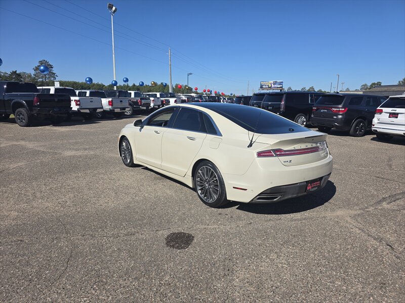 2014 Lincoln MKZ/Zephyr - Photo 4 - Brainerd, MN 56401