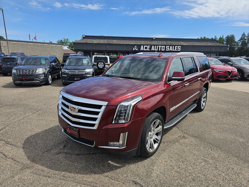 2016 Cadillac Escalade ESV Luxury   - Photo 1 - Brainerd, MN 56401