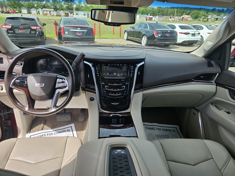 2016 Cadillac Escalade ESV Luxury - Photo 13 - Brainerd, MN 56401