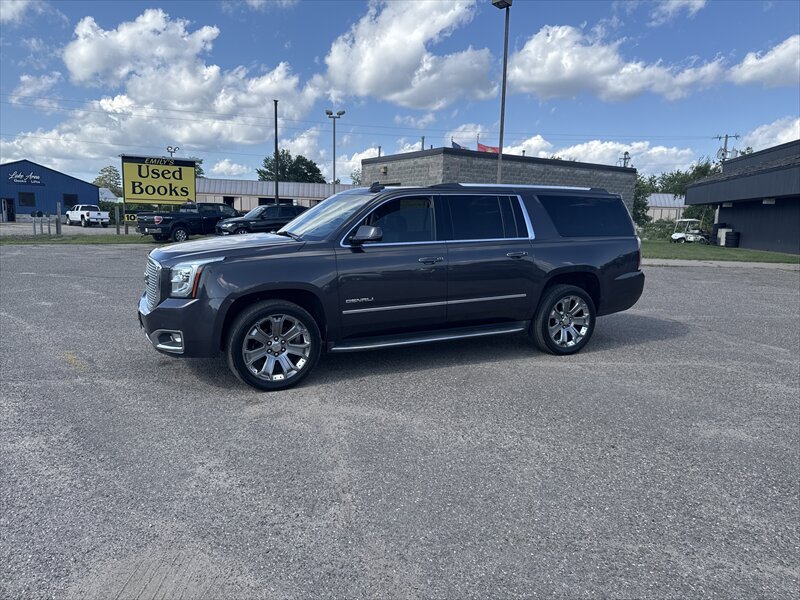 2015 GMC Yukon XL Denali - Photo 1 - Brainerd, MN 56401