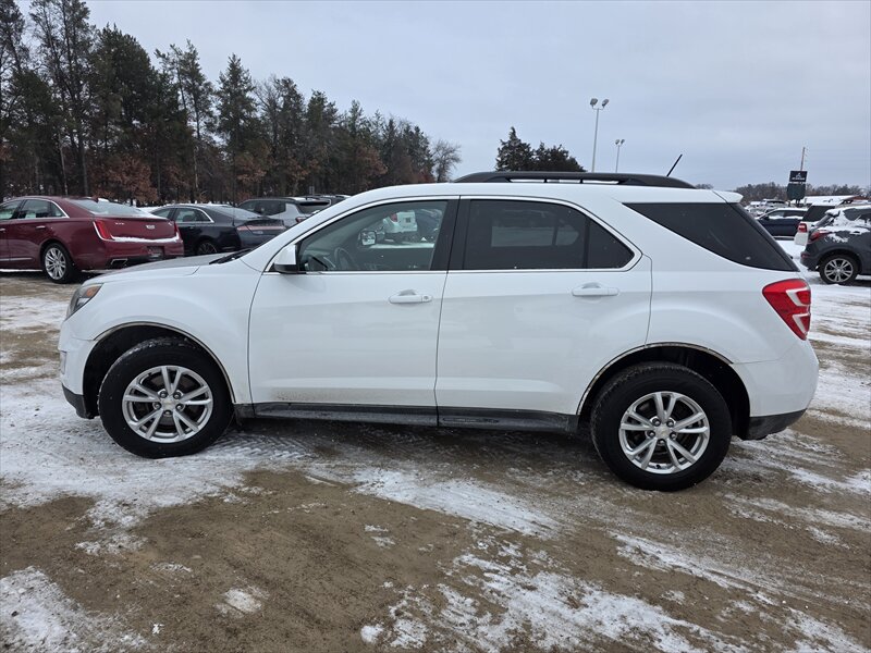 2017 Chevrolet Equinox LT - Photo 7 - Brainerd, MN 56401