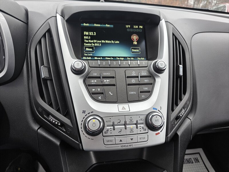 2017 Chevrolet Equinox LT - Photo 15 - Brainerd, MN 56401