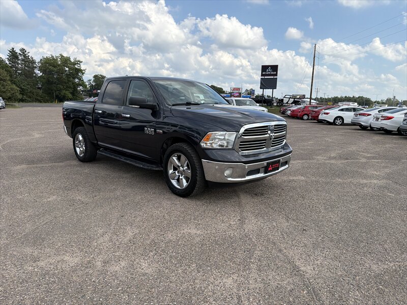 2016 RAM 1500 SLT - Photo 2 - Brainerd, MN 56401