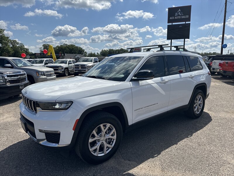 2022 Jeep Grand Cherokee Limited L - Photo 1 - Brainerd, MN 56401