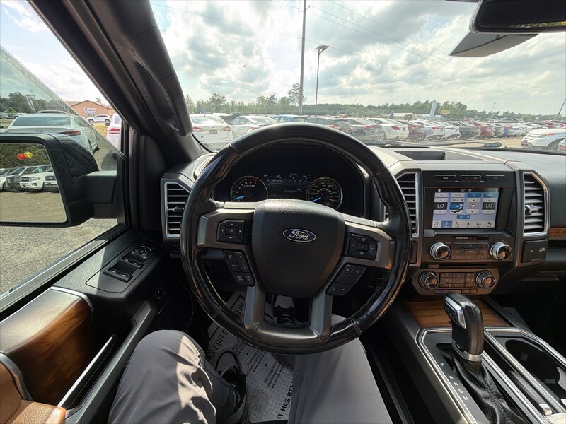 2017 Ford F-150 Limited - Photo 15 - Brainerd, MN 56401