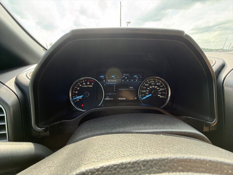 2017 Ford F-150 Limited - Photo 16 - Brainerd, MN 56401