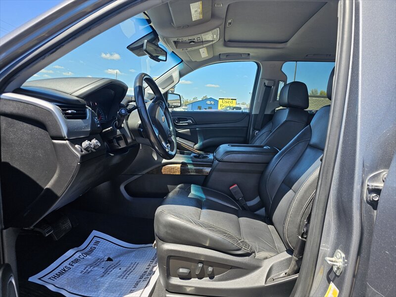 2020 Chevrolet Suburban LT - Photo 11 - Brainerd, MN 56401