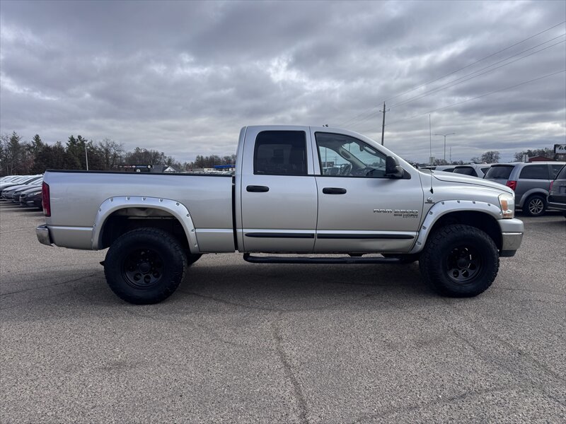 2006 Dodge Ram 2500 ST - Photo 6 - Brainerd, MN 56401