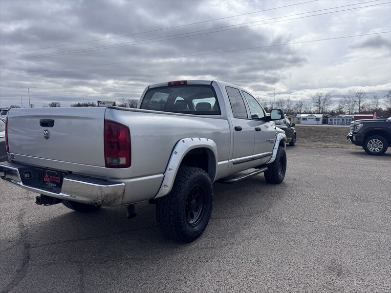 2006 Dodge Ram 2500 ST - Photo 4 - Brainerd, MN 56401