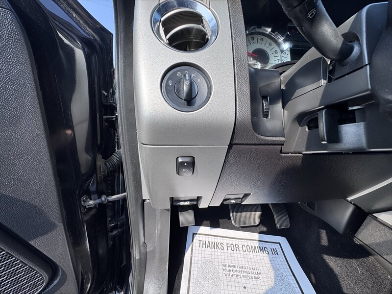 2013 Ford Expedition Limited - Photo 16 - Brainerd, MN 56401