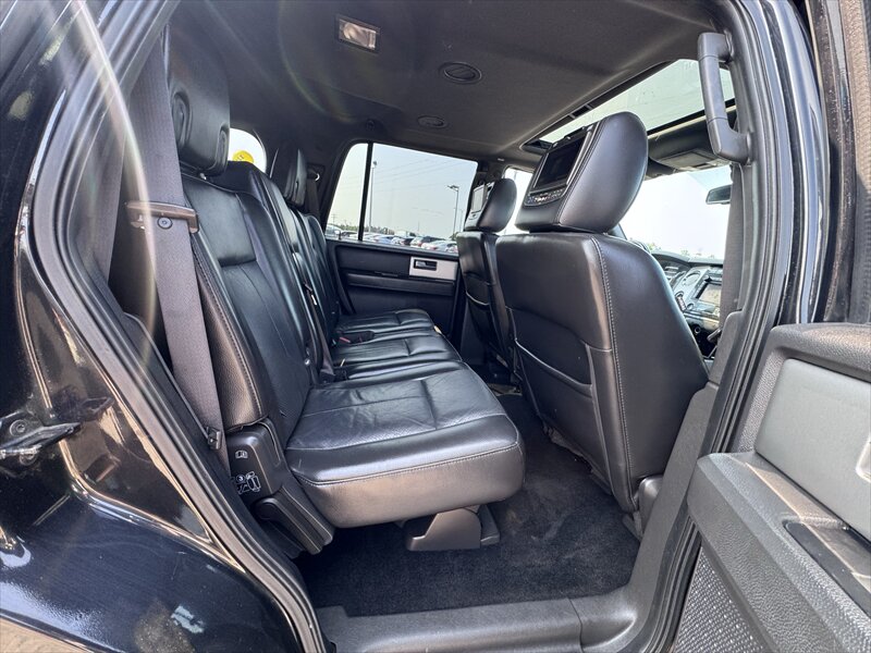 2013 Ford Expedition Limited - Photo 13 - Brainerd, MN 56401