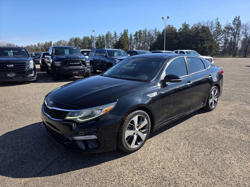 2019 Kia Optima LX   - Photo 1 - Brainerd, MN 56401