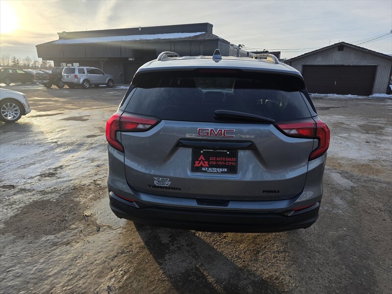 2020 GMC Terrain SLE - Photo 6 - Brainerd, MN 56401