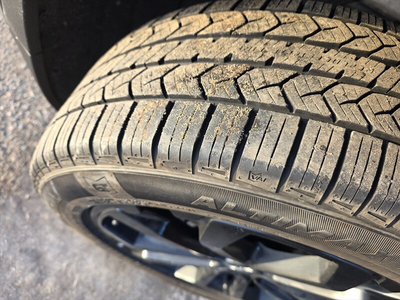 2020 GMC Terrain SLE - Photo 9 - Brainerd, MN 56401