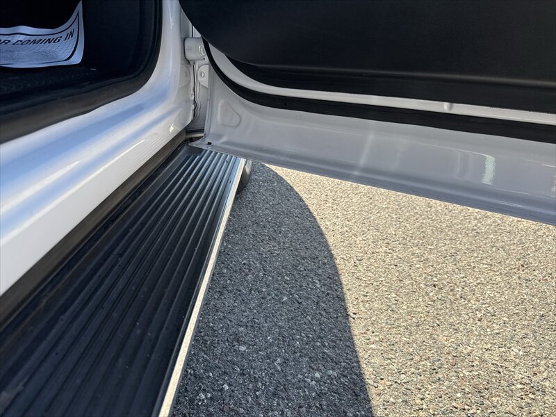 2019 Ford Expedition XLT - Photo 10 - Brainerd, MN 56401