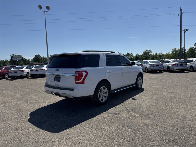 2019 Ford Expedition XLT - Photo 4 - Brainerd, MN 56401