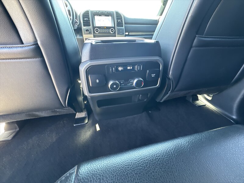 2019 Ford Expedition XLT - Photo 16 - Brainerd, MN 56401