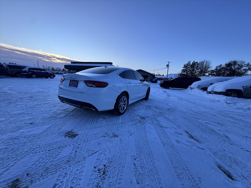 2015 Chrysler 200 C - Photo 2 - Brainerd, MN 56401