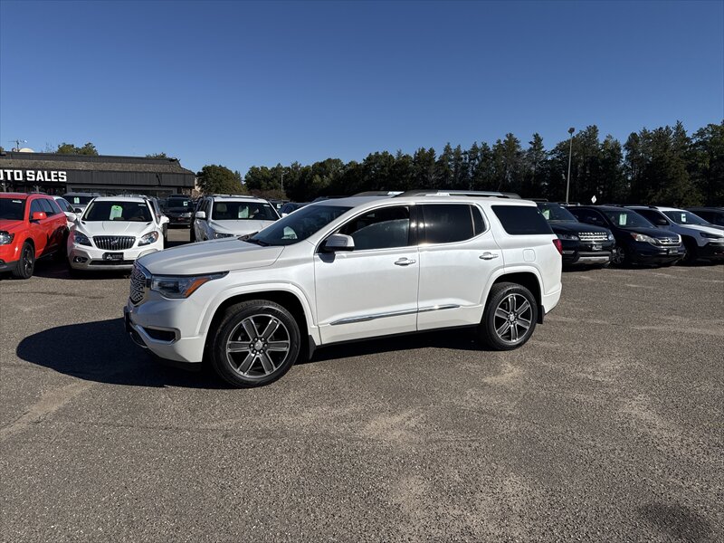 2017 GMC Acadia Denali  