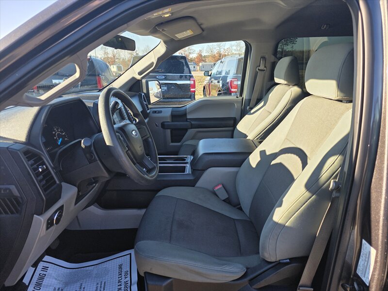 2015 Ford F-150 XL - Photo 9 - Brainerd, MN 56401