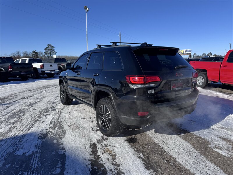2019 Jeep Grand Cherokee Trailhawk - Photo 3 - Brainerd, MN 56401