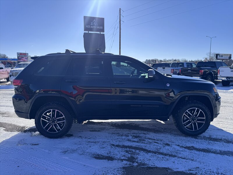 2019 Jeep Grand Cherokee Trailhawk - Photo 6 - Brainerd, MN 56401