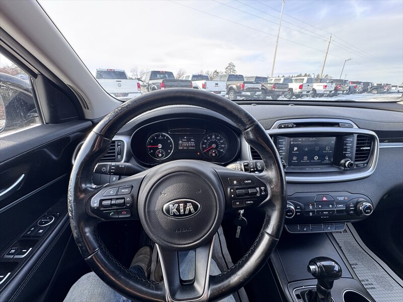 2018 Kia Sorento LX - Photo 12 - Brainerd, MN 56401