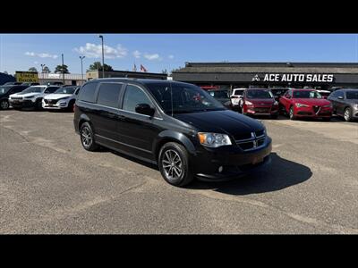 2017 Dodge Grand Caravan SXT Van