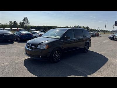 2017 Dodge Grand Caravan SXT Van