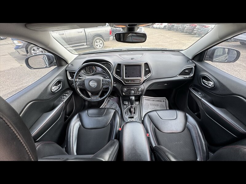 2020 Jeep Cherokee Trailhawk - Photo 15 - Brainerd, MN 56401