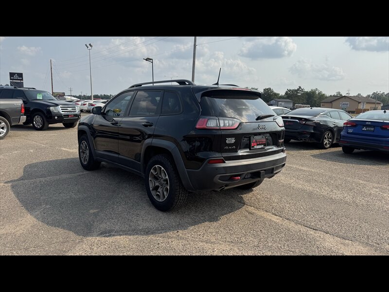 2020 Jeep Cherokee Trailhawk - Photo 8 - Brainerd, MN 56401