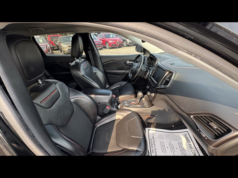 2020 Jeep Cherokee Trailhawk - Photo 14 - Brainerd, MN 56401