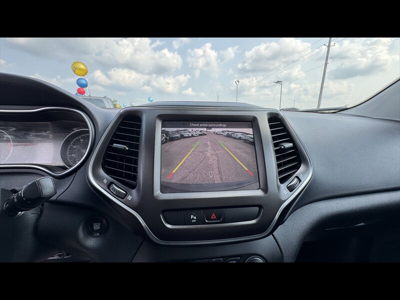 2020 Jeep Cherokee Trailhawk - Photo 19 - Brainerd, MN 56401