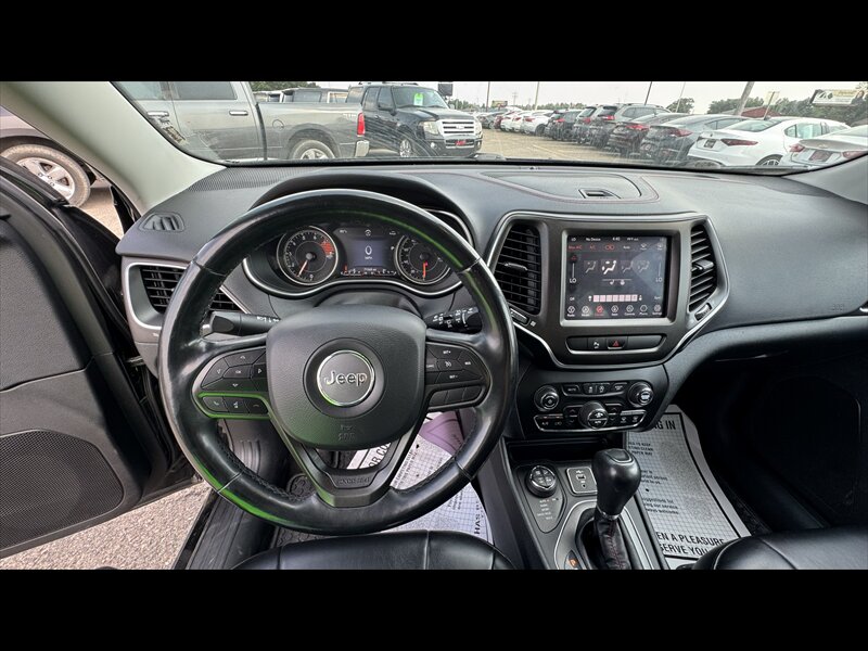 2020 Jeep Cherokee Trailhawk - Photo 17 - Brainerd, MN 56401