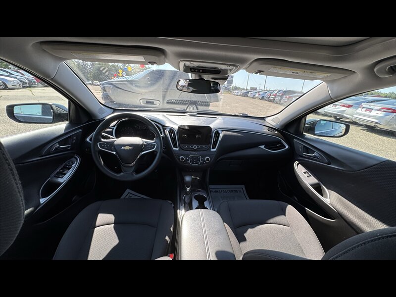 2024 Chevrolet Malibu LT - Photo 15 - Brainerd, MN 56401