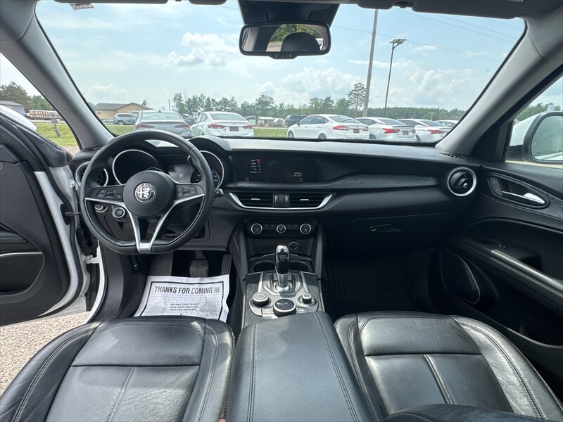 2019 Alfa Romeo Stelvio - Photo 13 - Brainerd, MN 56401