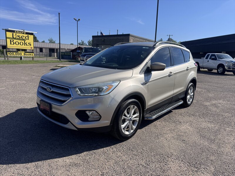 2018 Ford Escape SEL   - Photo 1 - Brainerd, MN 56401