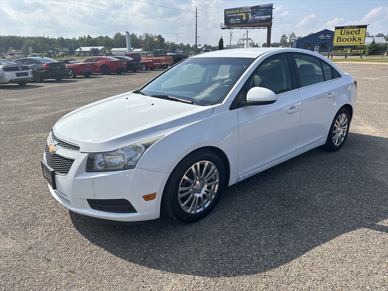 2013 Chevrolet Cruze ECO Auto - Photo 1 - Brainerd, MN 56401