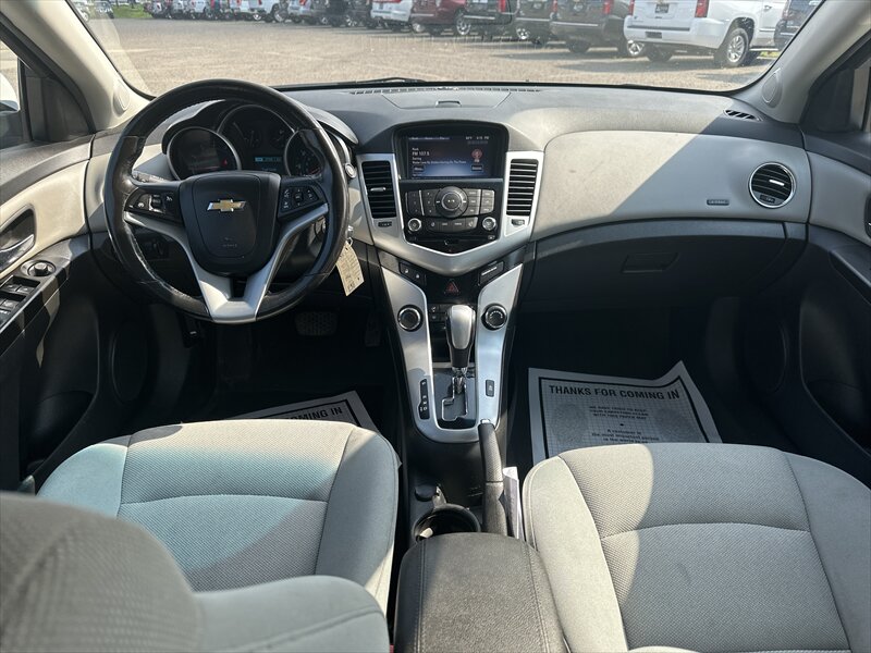 2013 Chevrolet Cruze ECO Auto   - Photo 7 - Brainerd, MN 56401