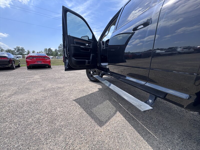 2016 RAM 2500 Laramie - Photo 7 - Brainerd, MN 56401